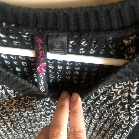 💚5 for $30 if you bundle Cute sweater dress - Picture 5 of 7